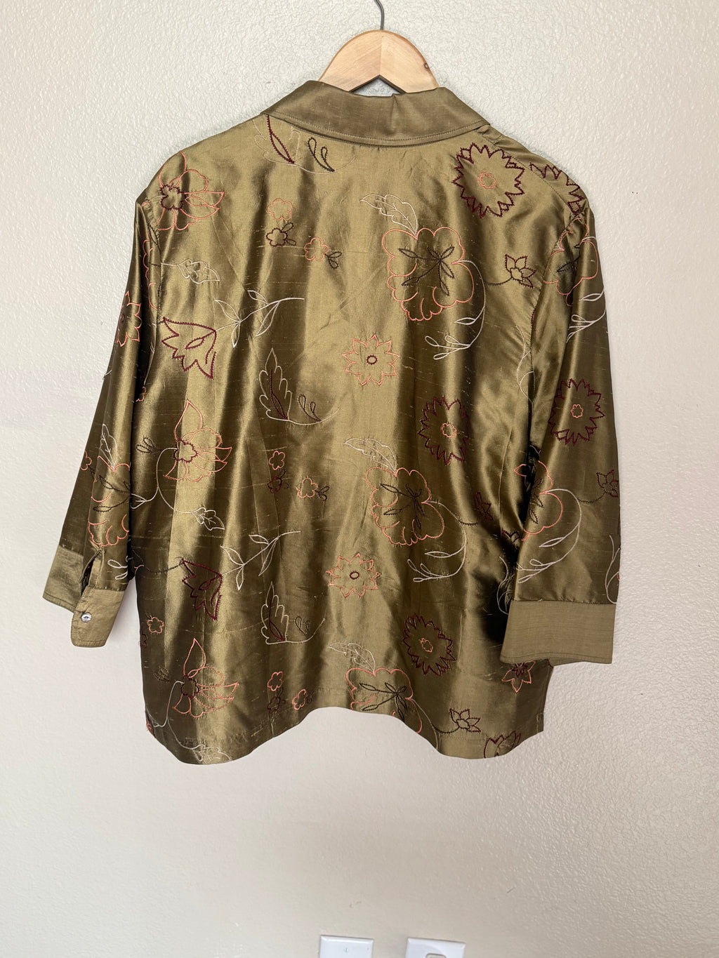 French Laundry 100% Silk XL Unlined Champage Blazer With Flower Embroidery