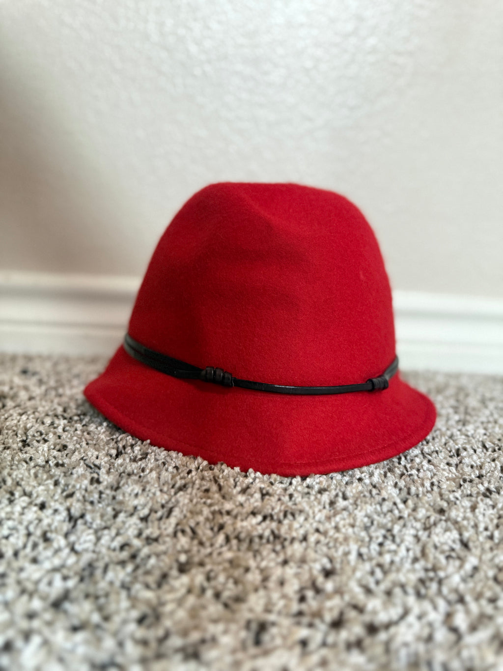 The Hats Company By Filippo Catarzi 100% Wool Red Bucket Hat