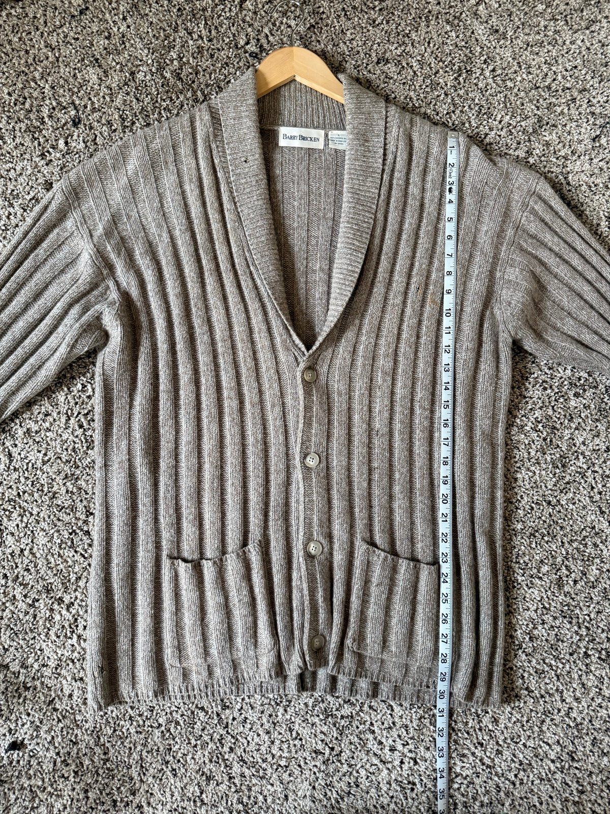Barry Bracken 100% Cashmere L Tan Cardigan