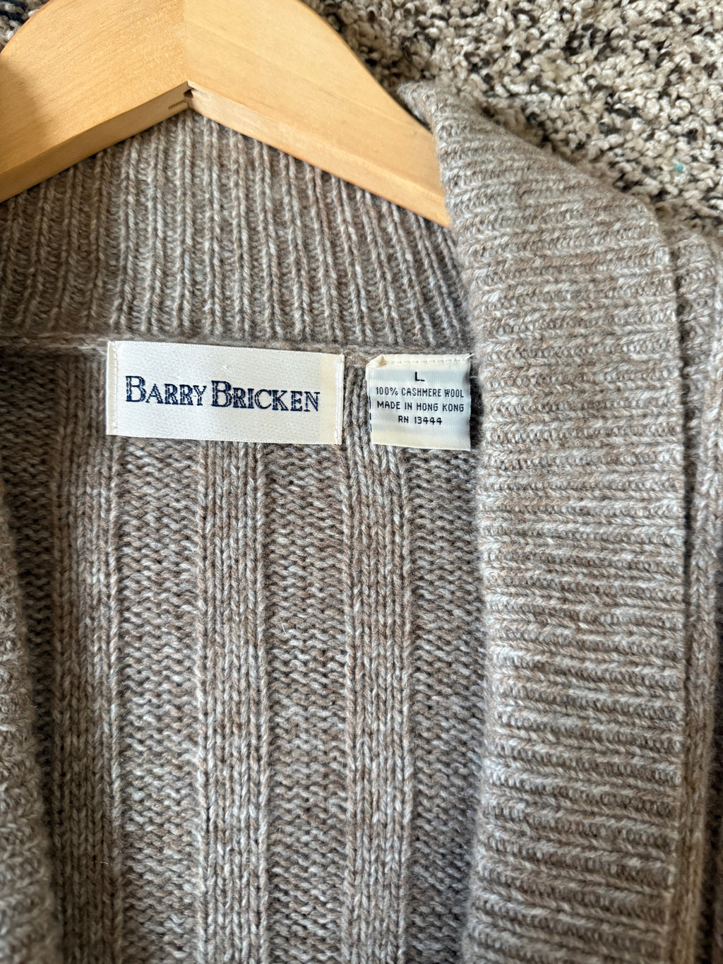 Barry Bracken 100% Cashmere L Tan Cardigan
