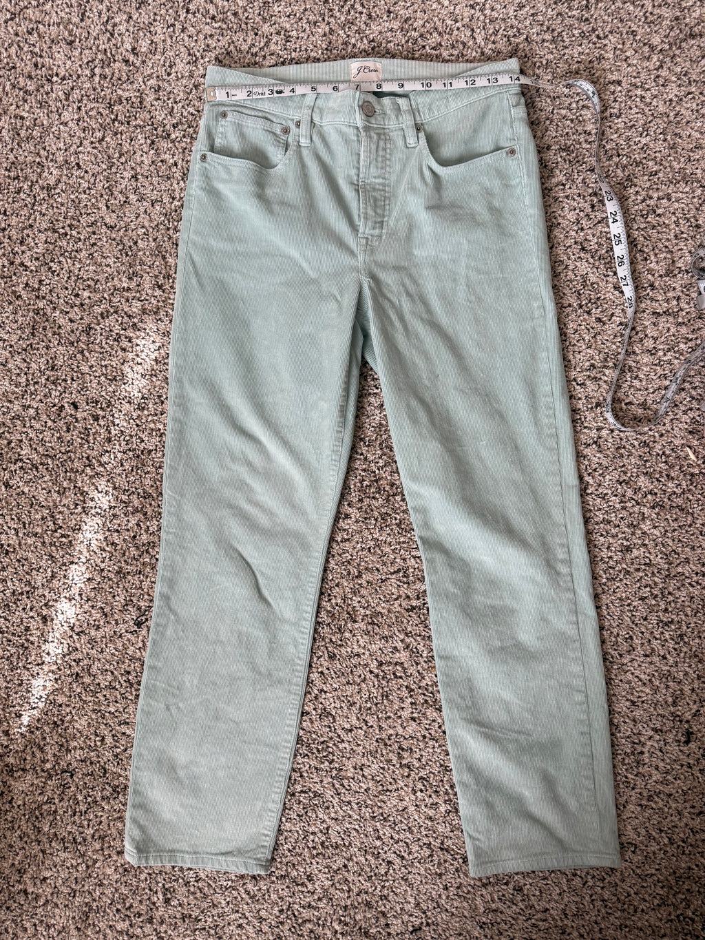 J. Crew 76% Cotton 18% Lyocell 5% Polyester 1% Elastane Size 27 Mint Green Cordouroy Skinny Jeans