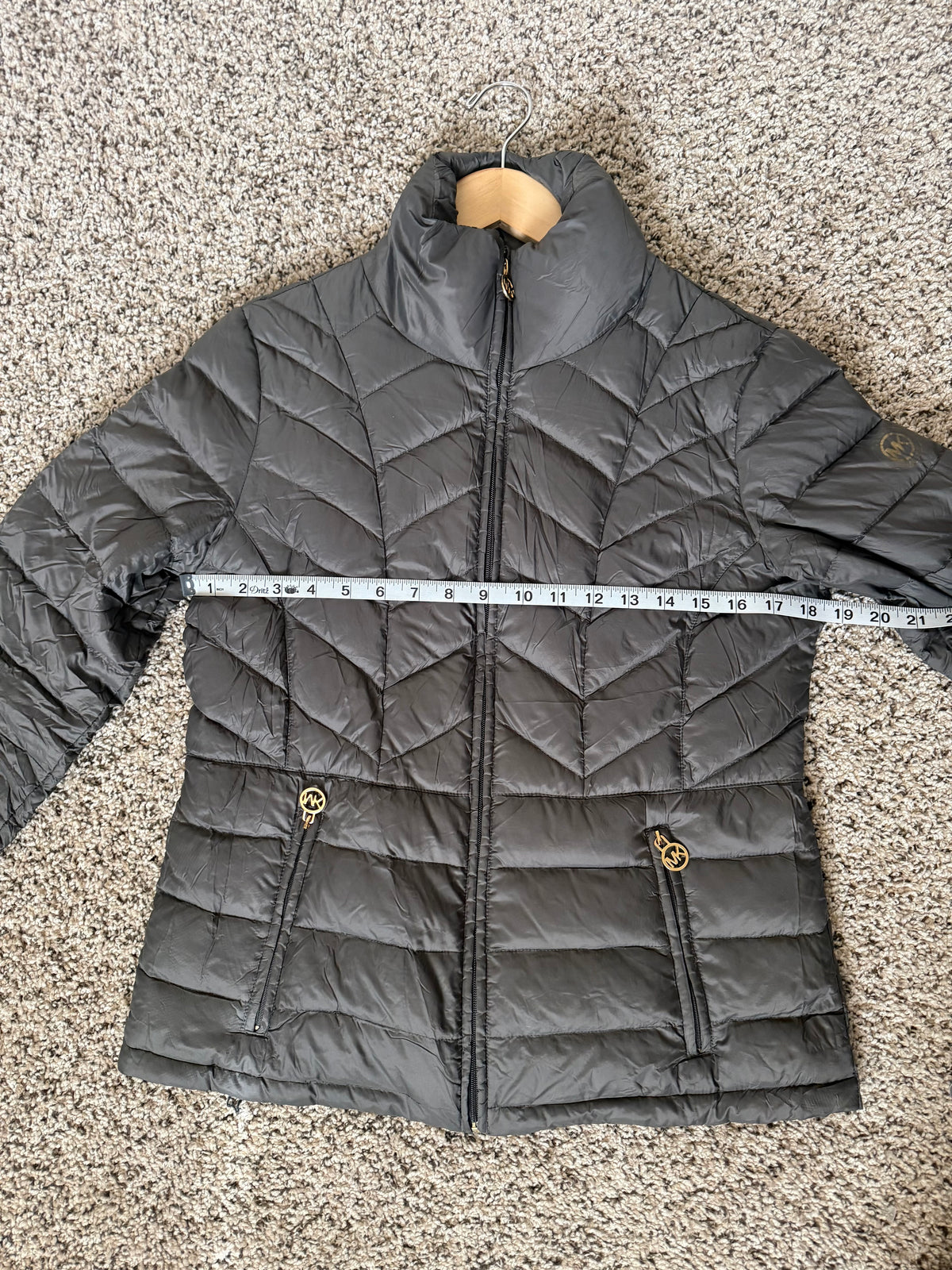 Michael Kors Nylon 90% Down 10% Waterfowl Feathers M Forest Green Packable Puffer Jacket