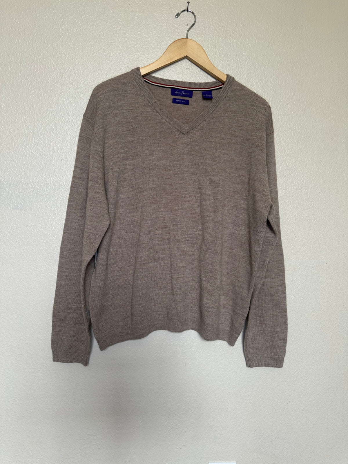 Alan Flusser 100% Merino Wool L Tan V-Neck Sweater