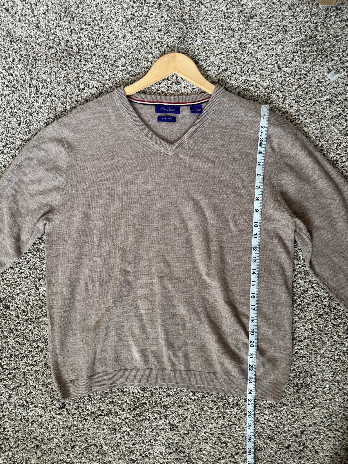 Alan Flusser 100% Merino Wool L Tan V-Neck Sweater
