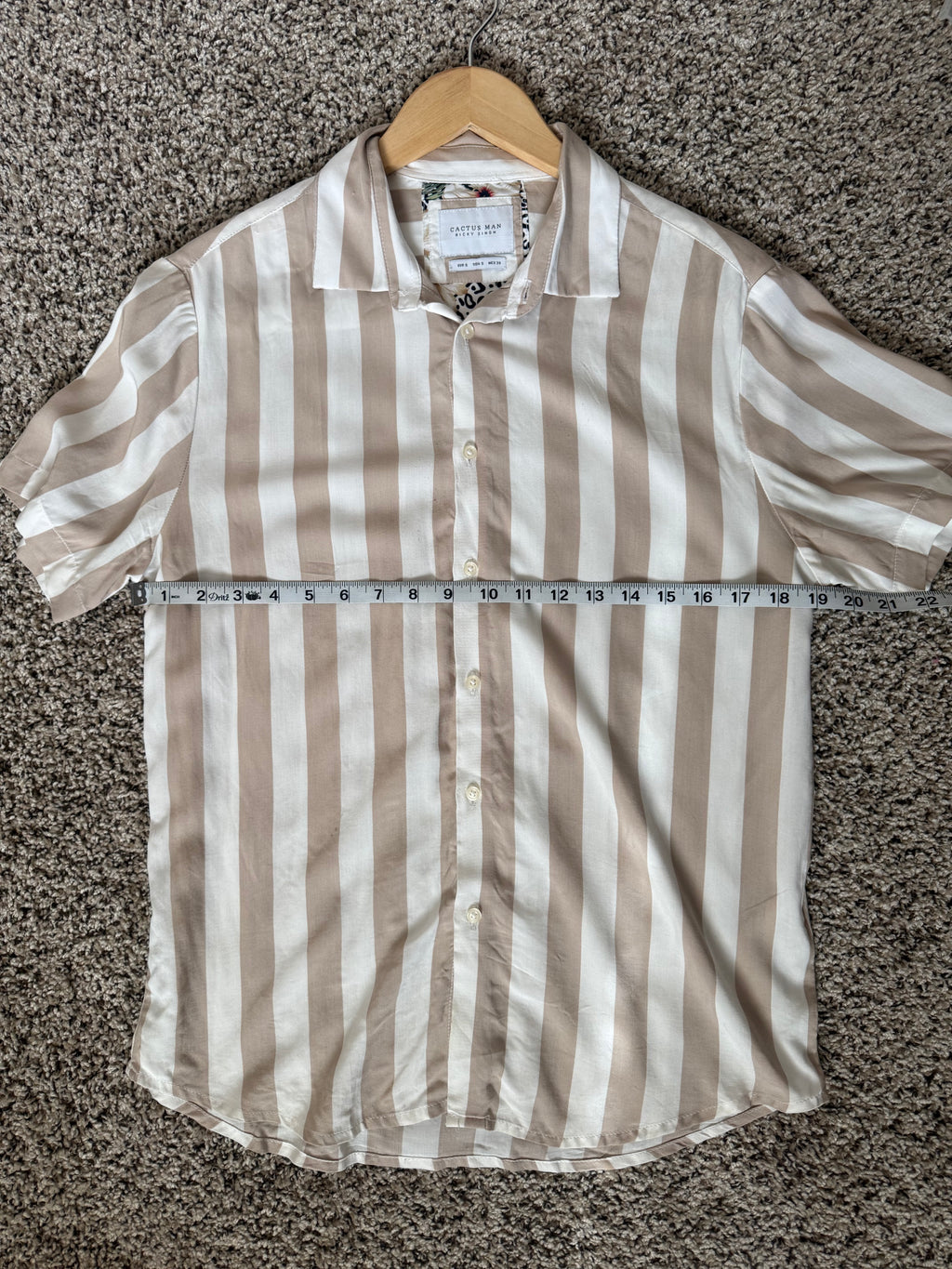 Cactus Man Ricky Singh 100% Viscose S Tan and White Vertical Striped Collared Button Up
