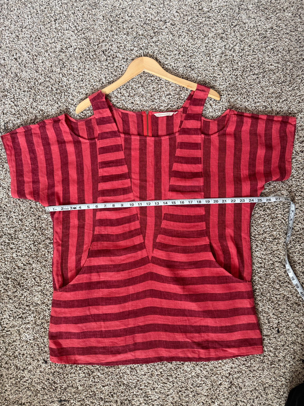 Soft Surroundings 55% Linen 45% Rayon L Coral and Maroon Striped Cold Shoulder Top