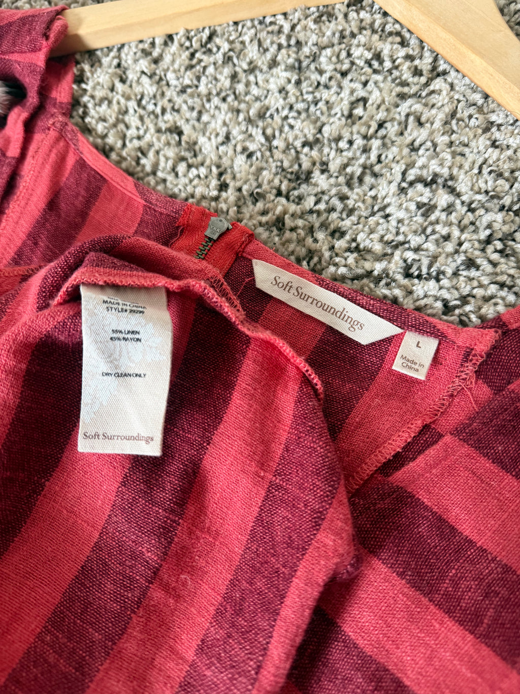 Soft Surroundings 55% Linen 45% Rayon L Coral and Maroon Striped Cold Shoulder Top