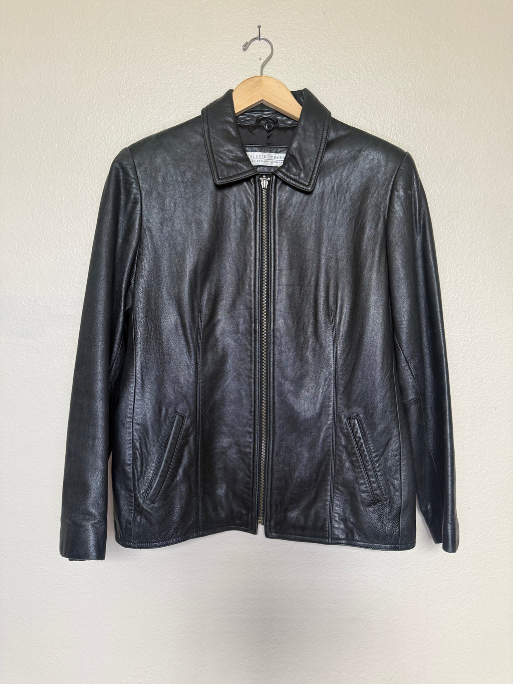 Valerie Stevens 100% Lambskin Size 12 Black Leather Zip Up Jacket