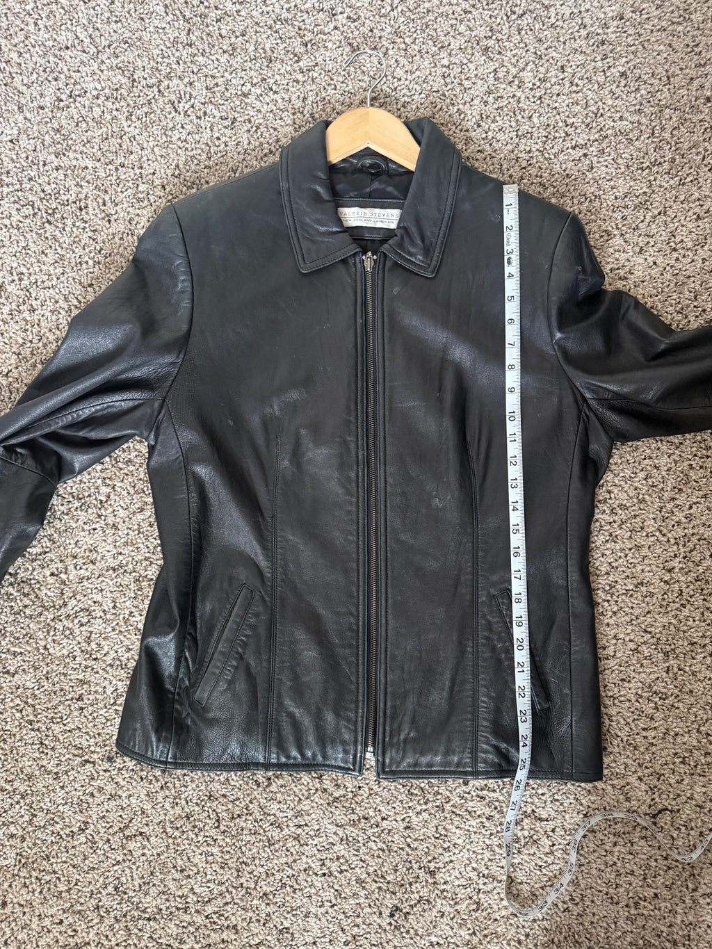 Valerie Stevens 100% Lambskin Size 12 Black Leather Zip Up Jacket