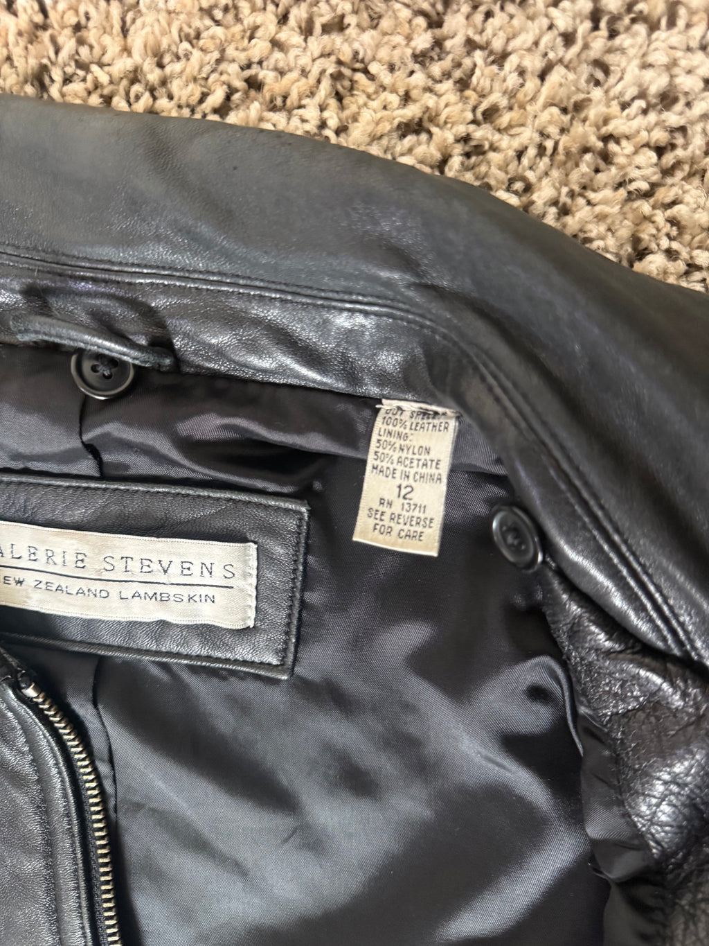Valerie Stevens 100% Lambskin Size 12 Black Leather Zip Up Jacket