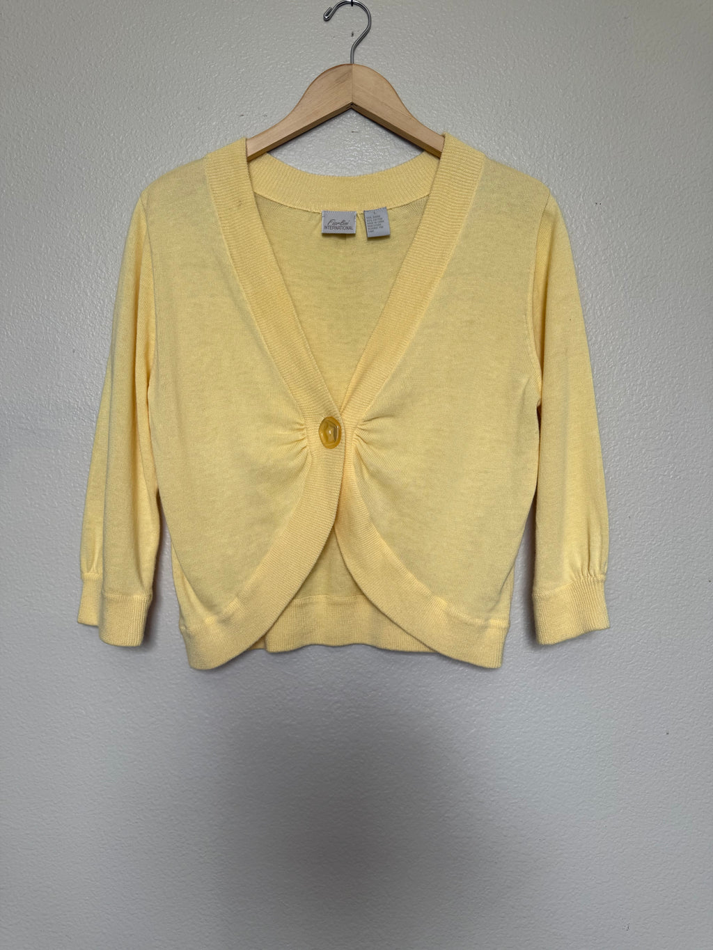 Fiorlini International 55% Ramie 45% Cotton L Pale Yellow Cropped Knit Cardigan