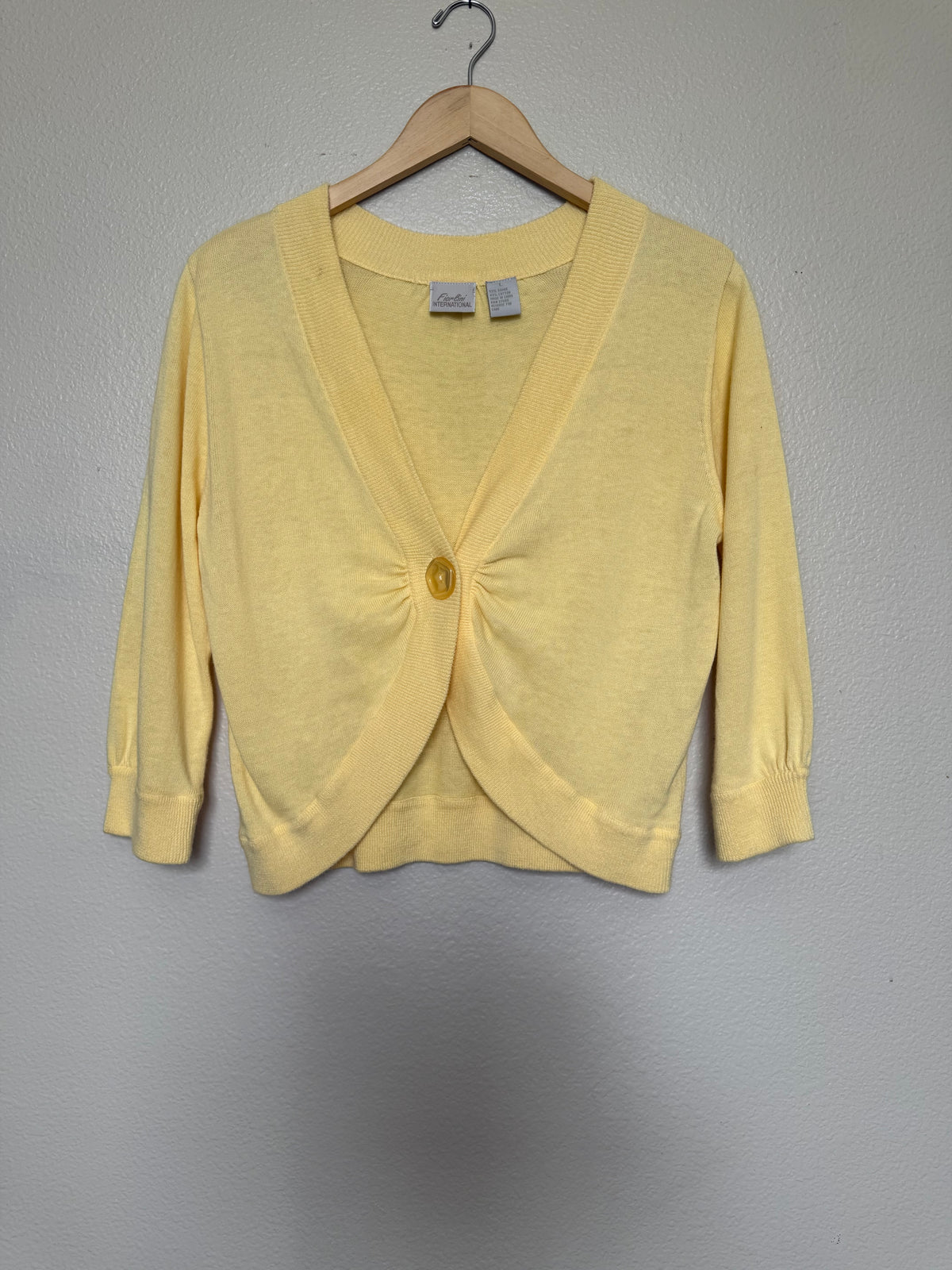 Fiorlini International 55% Ramie 45% Cotton L Pale Yellow Cropped Knit Cardigan