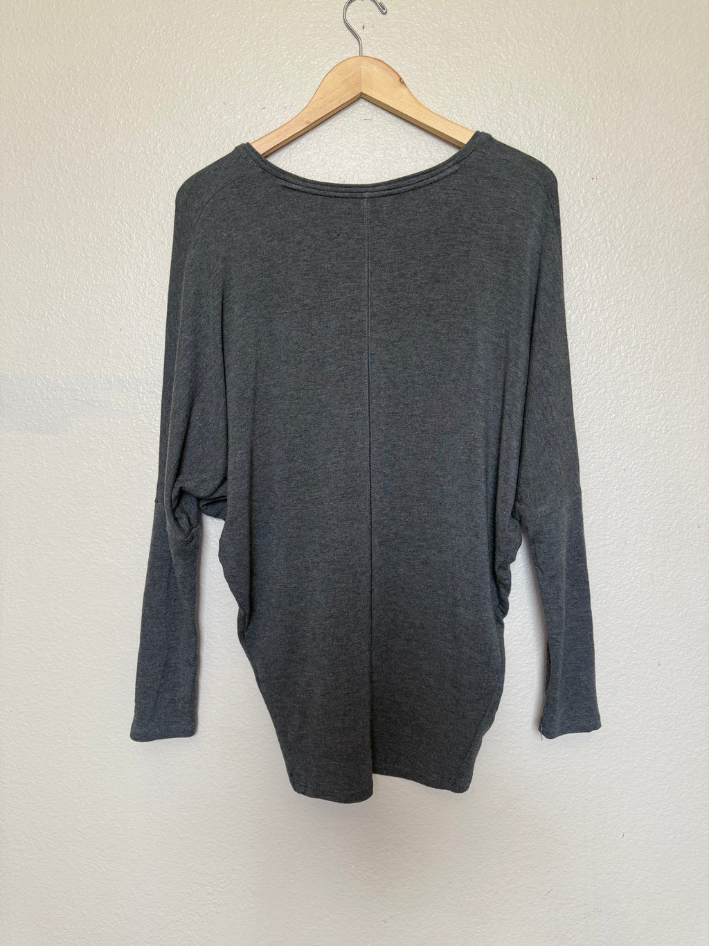 White House Black Market 96% Modal 4% Spandex Grey V-Neck Batwing Top