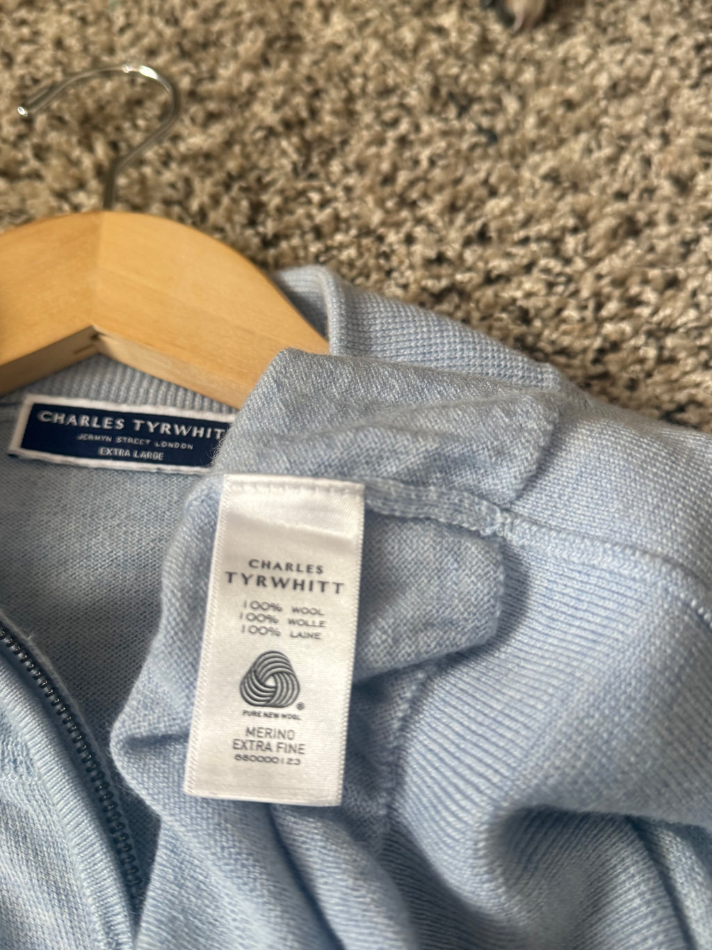 Charles Tyrwhitt 100% Merino Wool XL Sky Blue Long Sleeve Quarter Zip