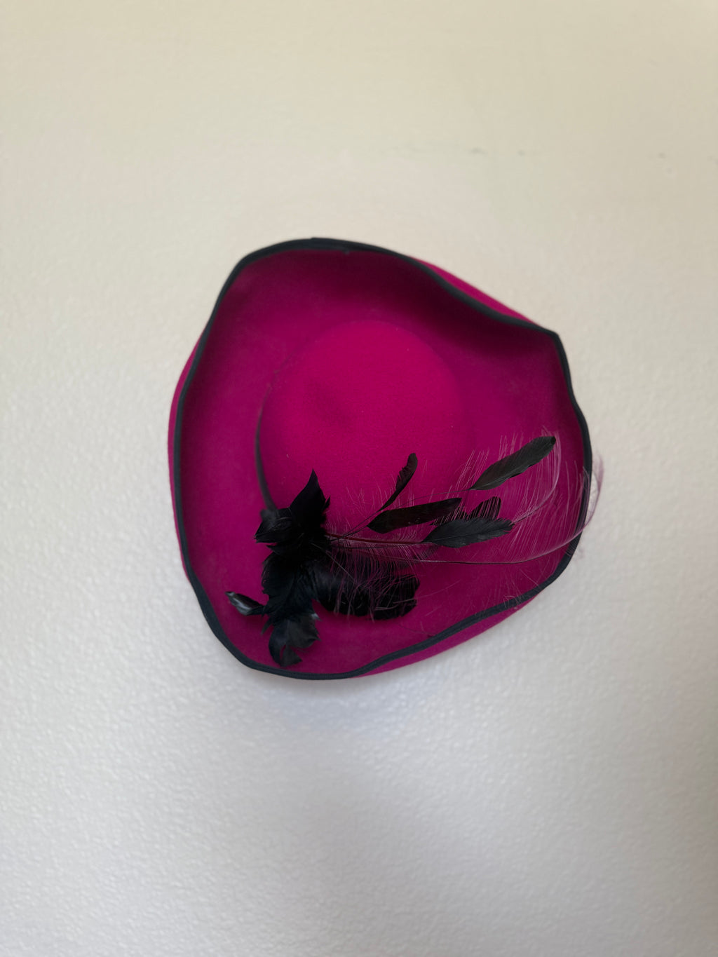 Mr. Charles Michael Howard 100% Wool Women's Fuchsia Hat With Black Feathers