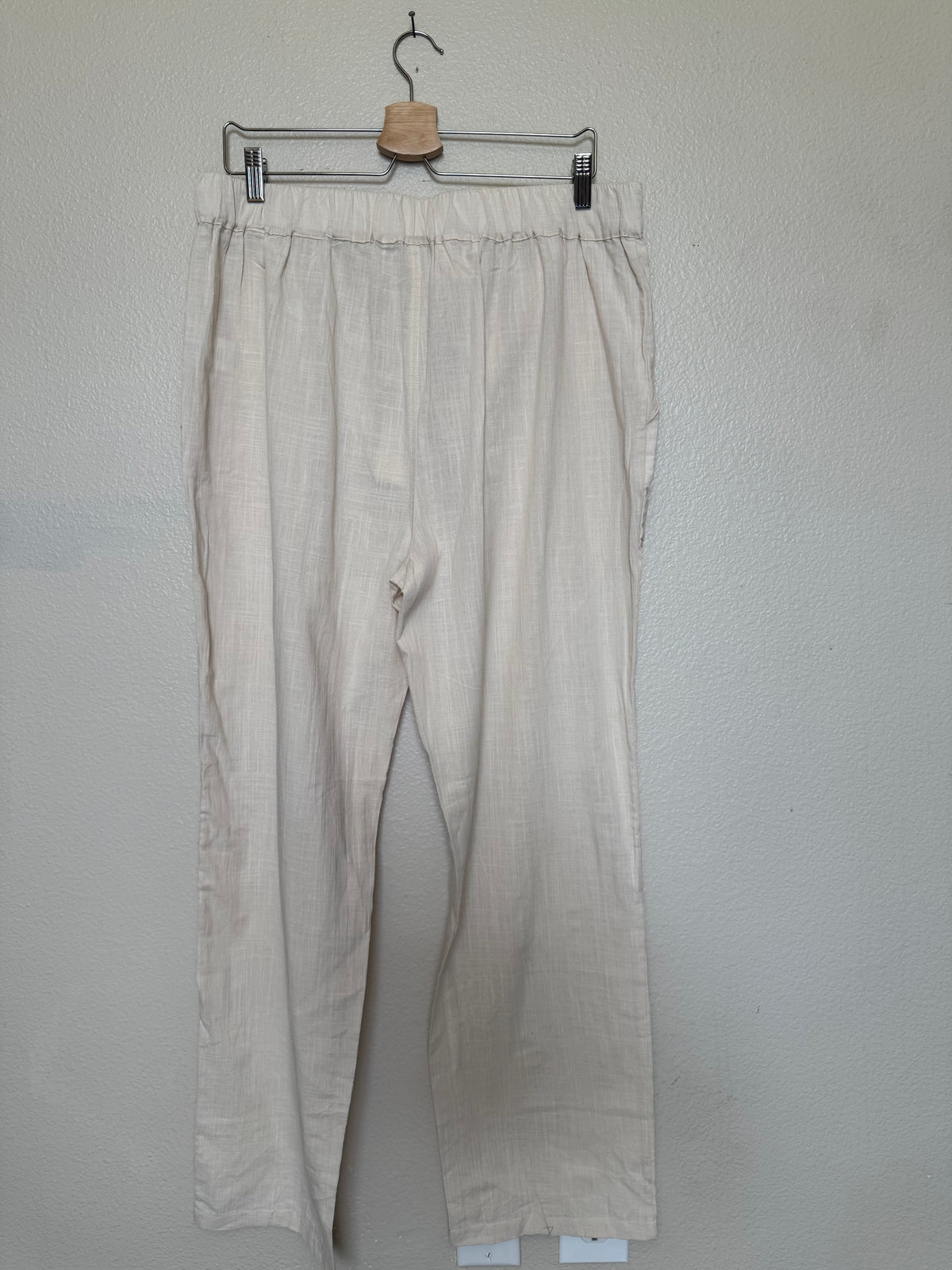 (No Brand) 70% Cotton 30% Flax Women's L Cream Straight Leg Pants