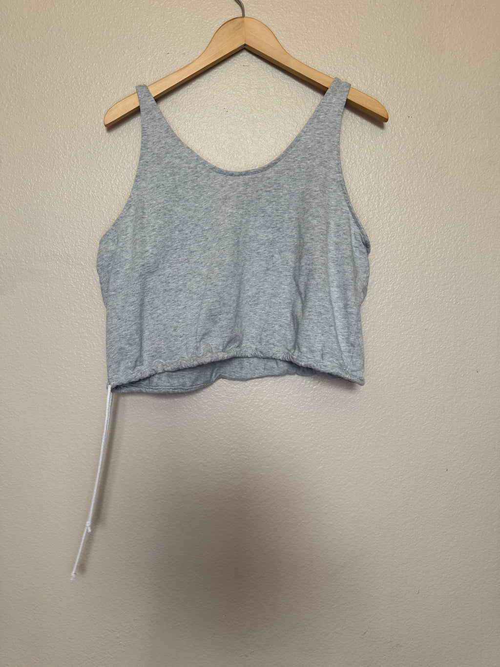 Nike 100% Cotton Women's L Grey Cropped Workout Tank