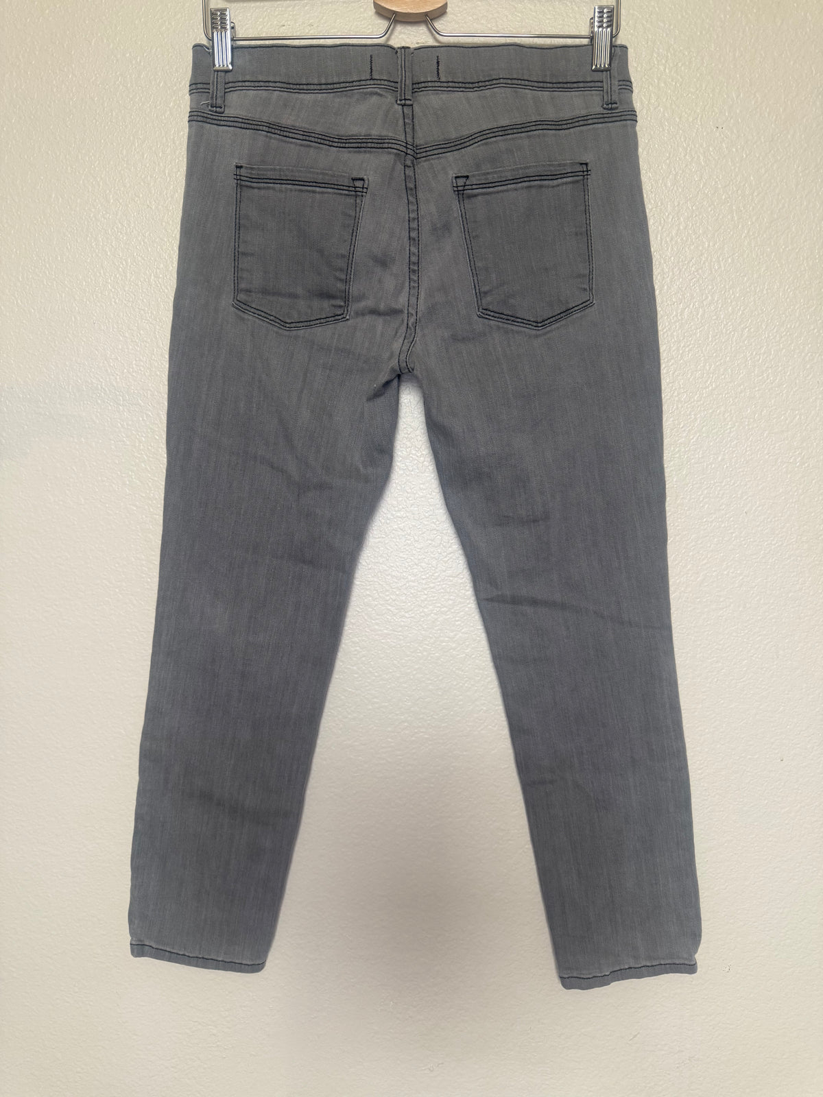 Free People 98% Cotton 2% Spandex Women's Size 29 Grey Skinny Jeans With Black Stitching