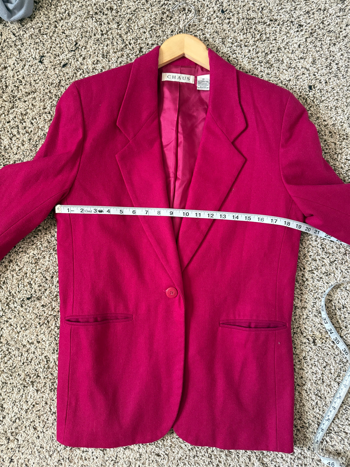 Chaus 100% Merino Wool Size 10 Fuchsia Blazer