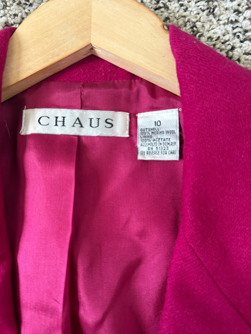 Chaus 100% Merino Wool Size 10 Fuchsia Blazer