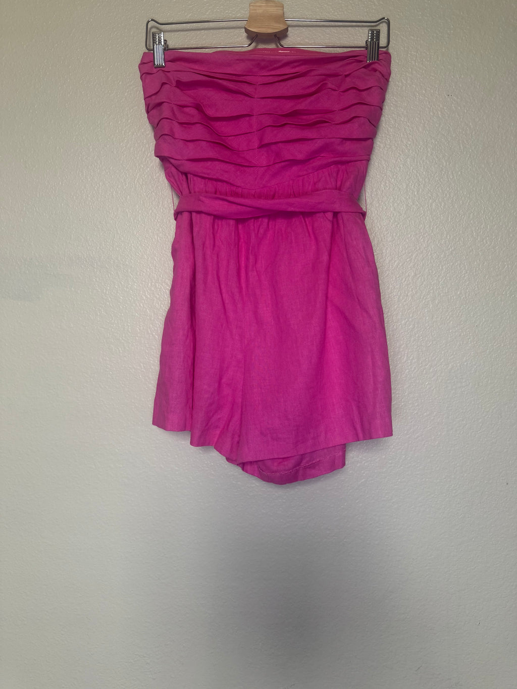 New York & Company 55% Linen 45% Rayon 100% Cotton Lining S Bright Pink Shorts Romper