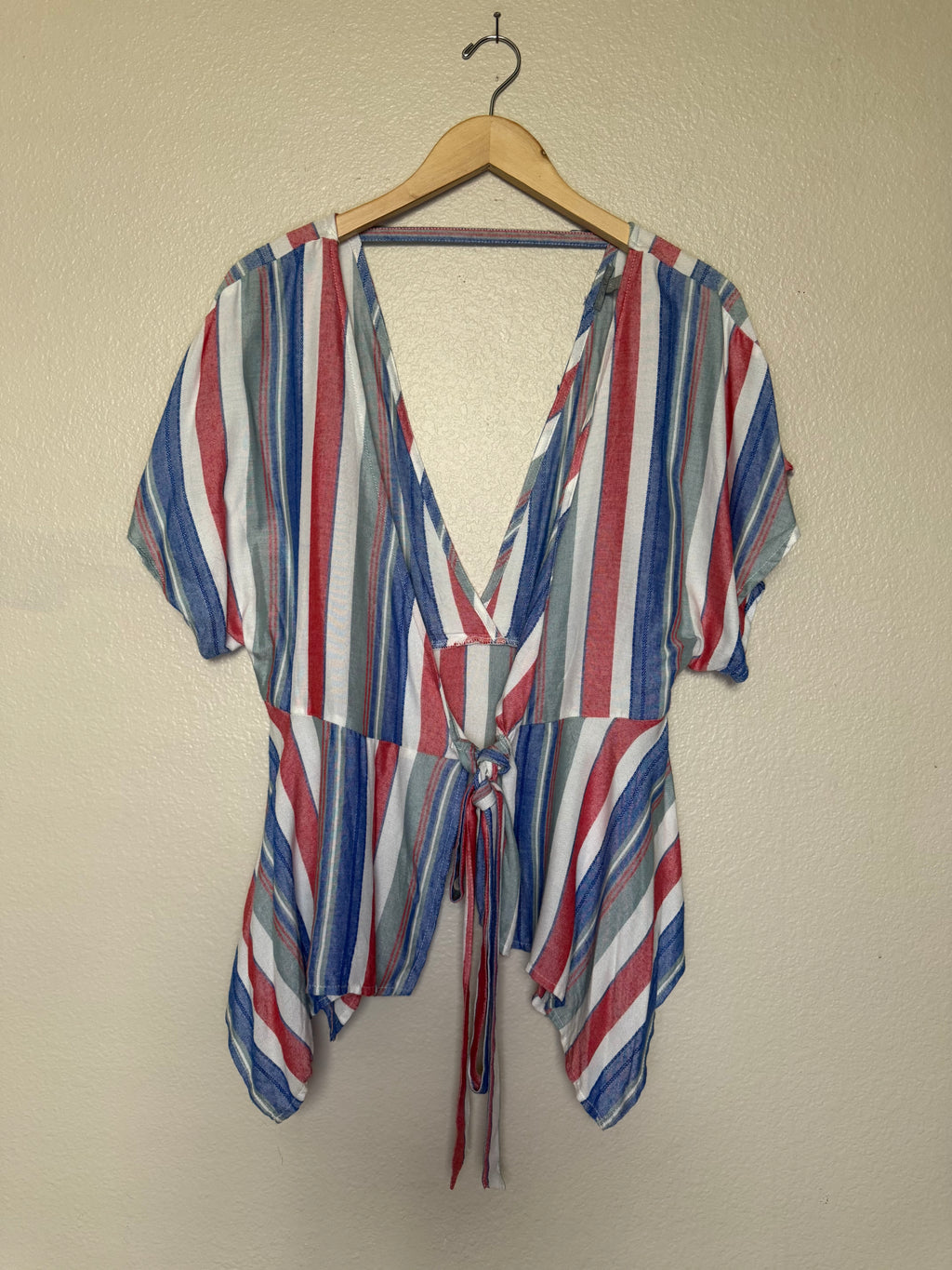Charlette Russe 100% Rayon M Red White and Blue Cover-Up