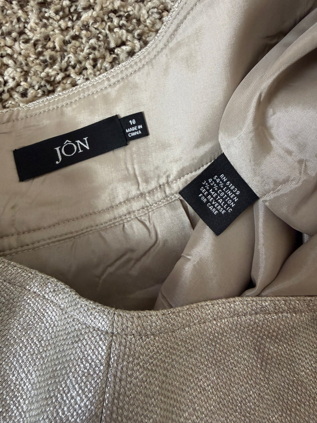Jon Rickie Freeman 54% Linen 43% Cotton 3% Metallic Size 10 Light Tan Pearl/Metallic Pencil Skirt