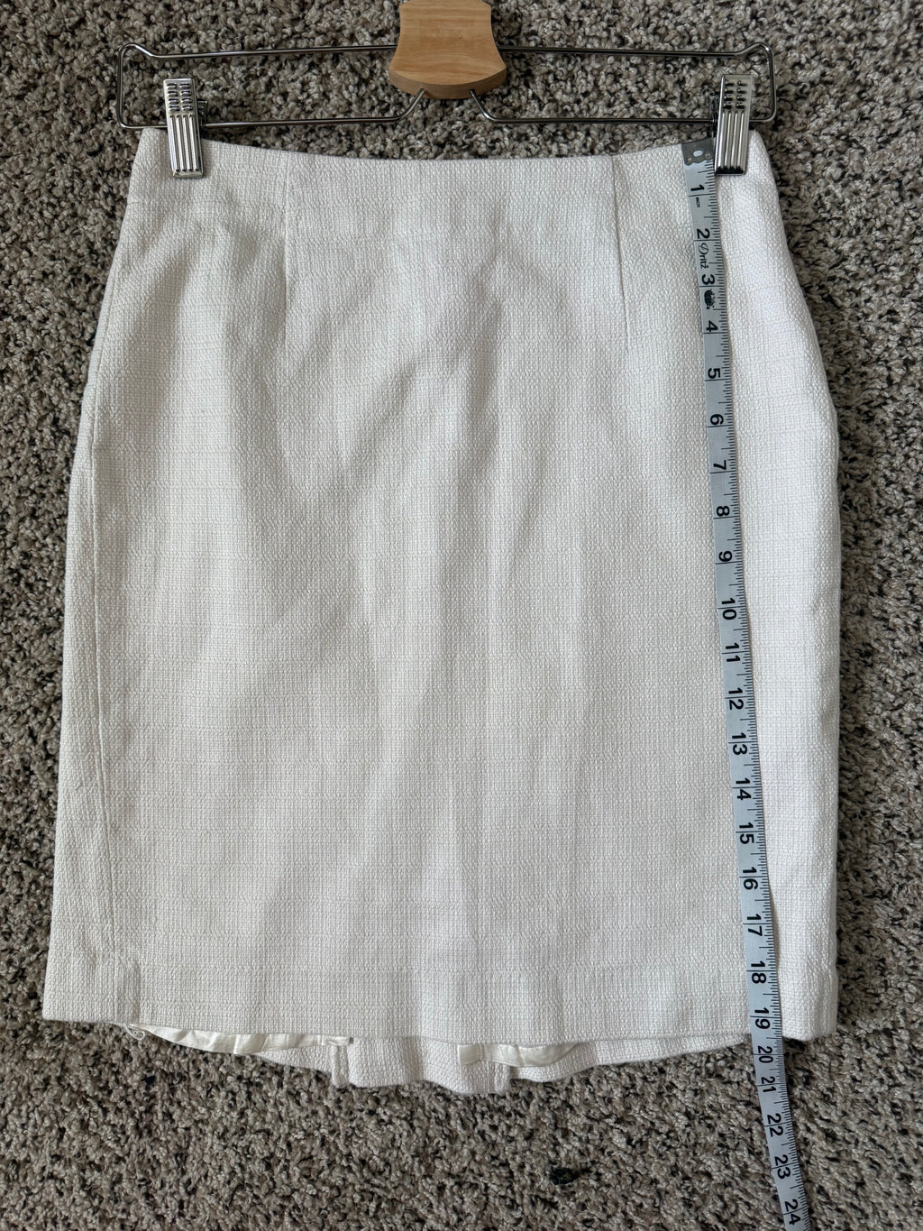 Banana Republic 100% Cotton Size 2 White Pencil Skirt