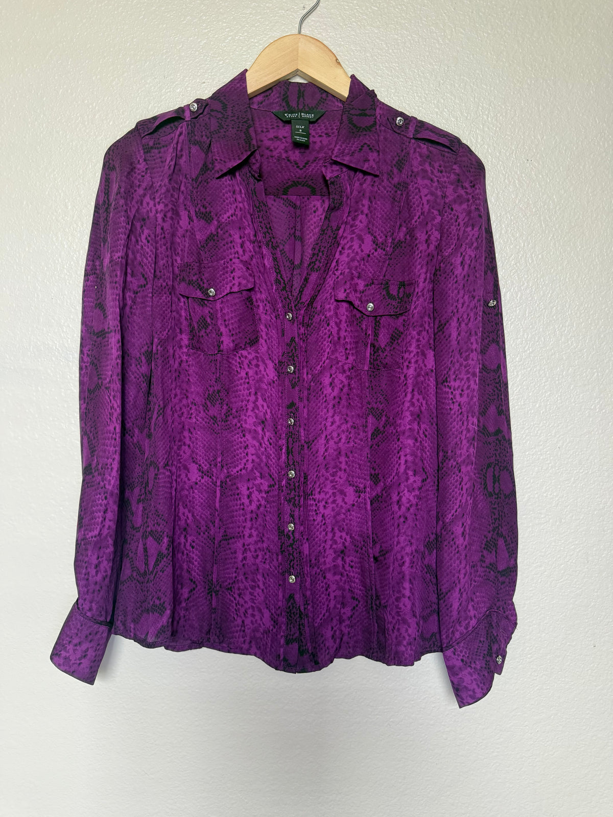 White Houst Black Market 100% Silk Size 8 Magenta Button Down