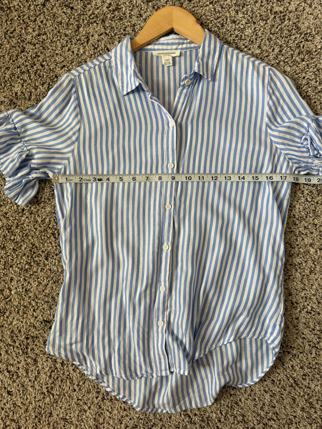beachlunchlounge 73% Rayon 27% Lyocell S Blue and White Striped Button Down