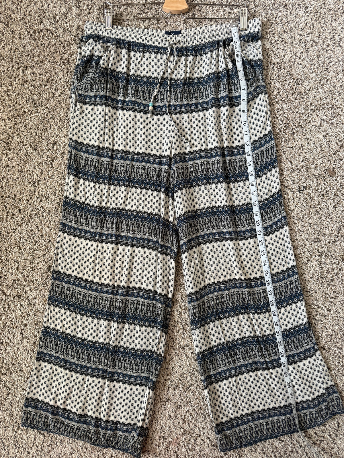 American Eagle 100% Viscose L Blue and Off-White Striped Pajama Pants