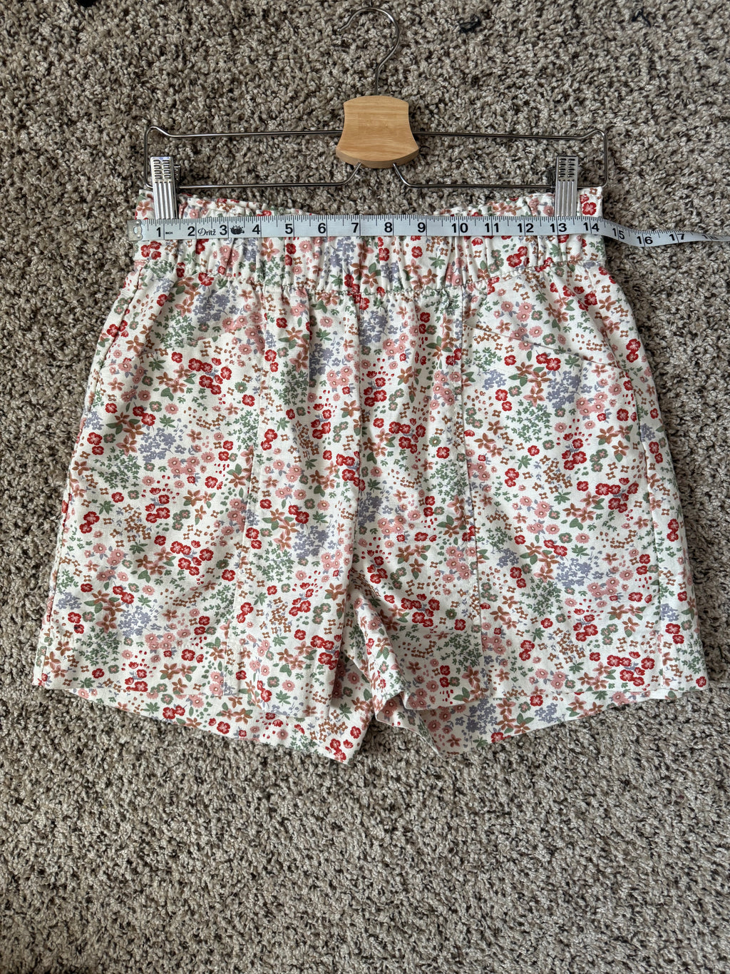 Signature Gold by Levi Strauss 100% Cotton M Flower Print Shorts