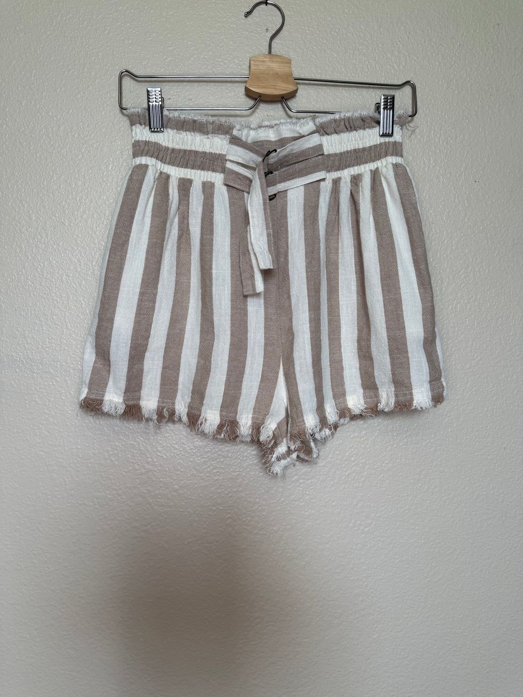 Umgee 55% Linen 45% Cotton S Tan and White Striped Paperbag Waistband Shorts