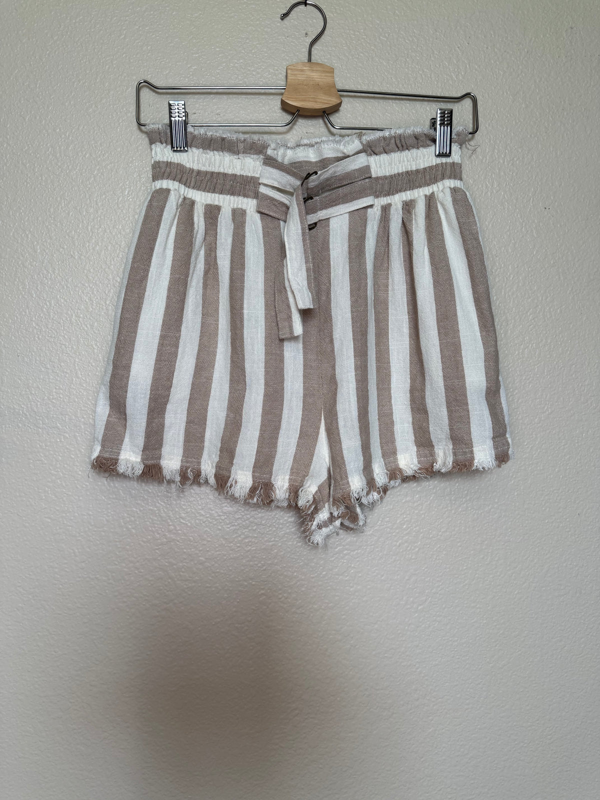 Umgee 55% Linen 45% Cotton S Tan and White Striped Paperbag Waistband Shorts