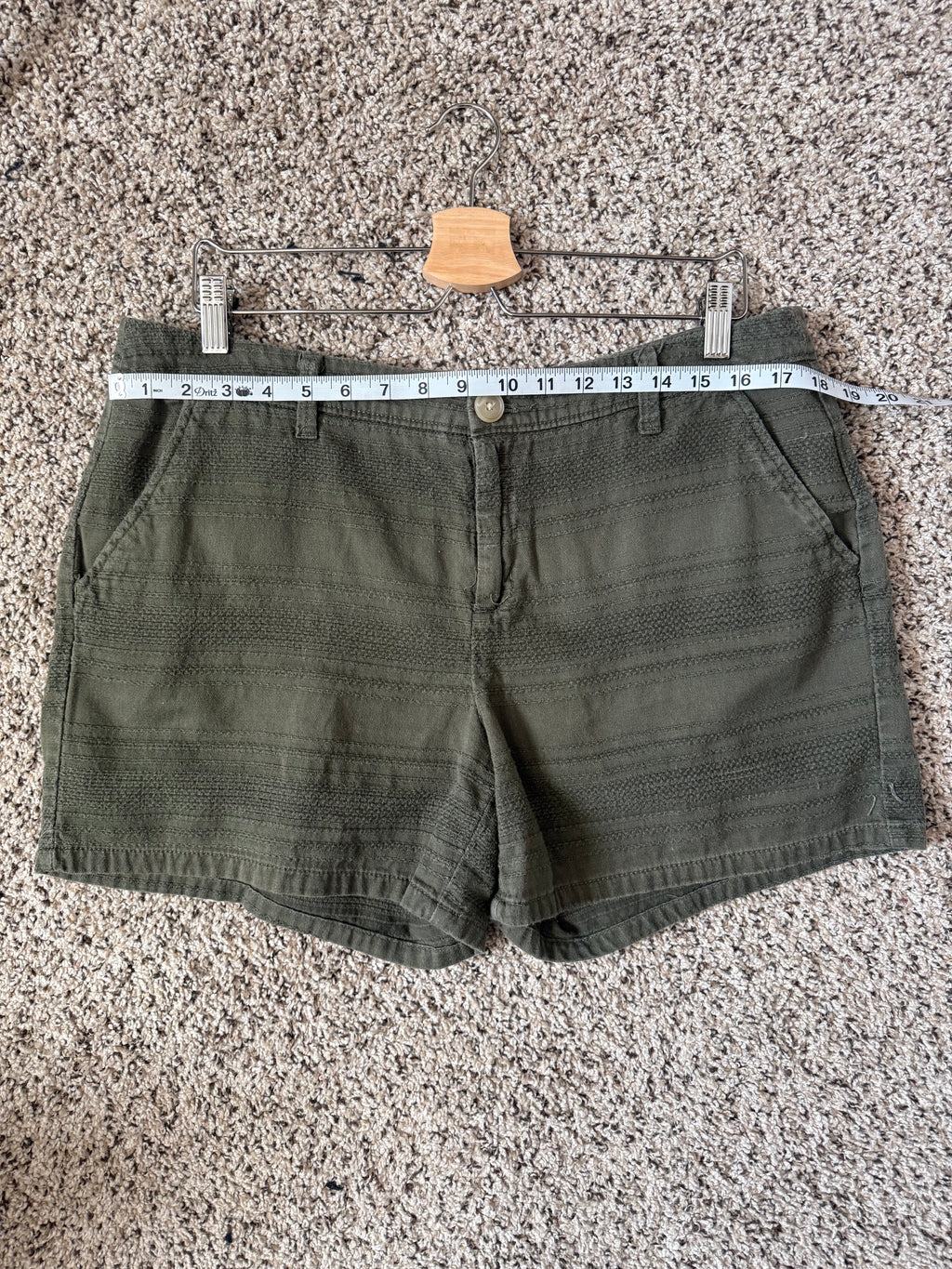 Liz Clairborne 100% Cotton Size 12 Forest Green Shorts