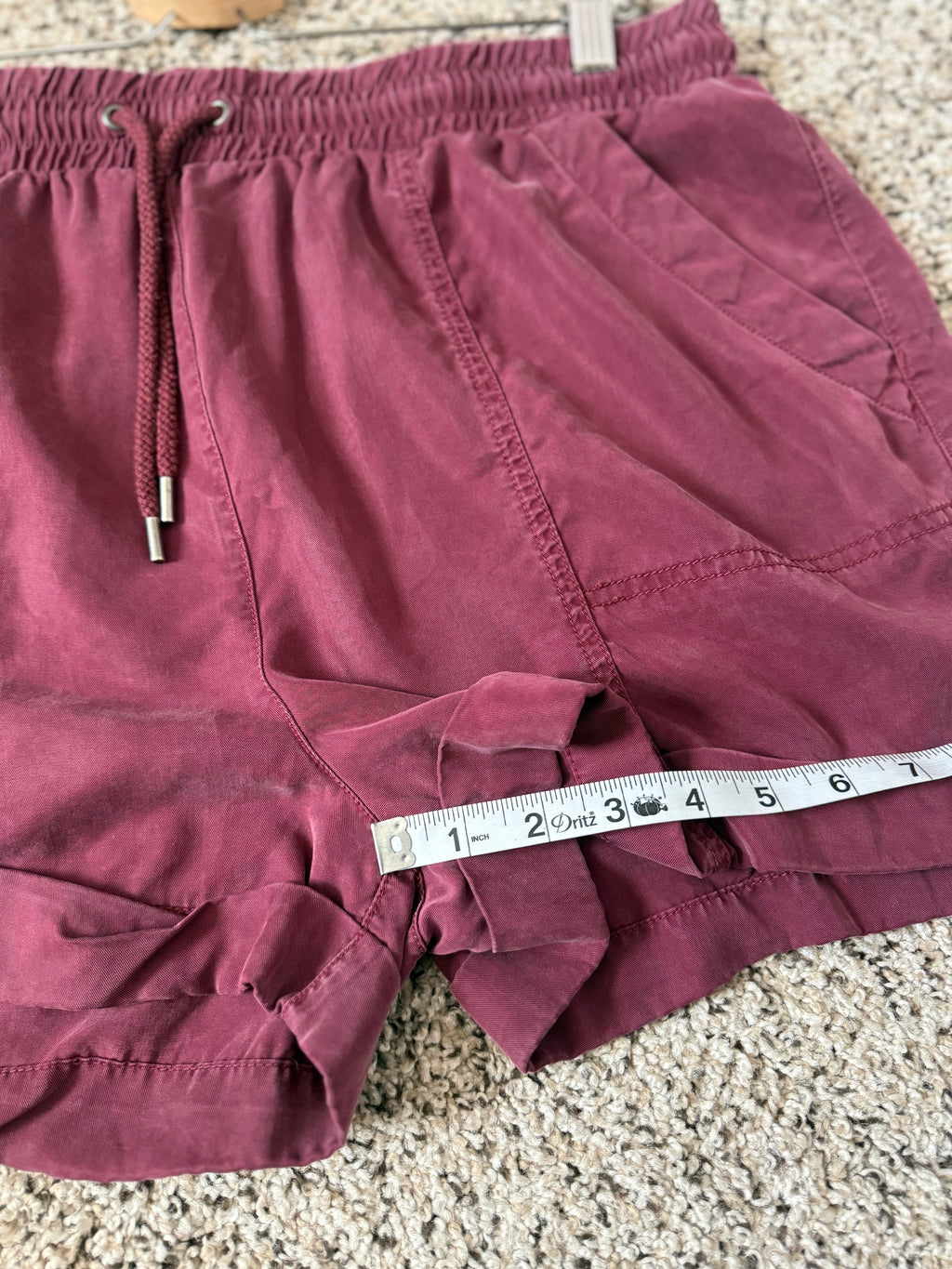 Universal Thread 100% Lyocell L Maroon Shorts