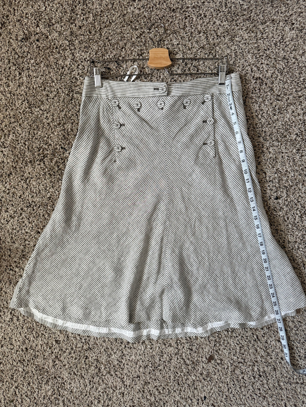J. Crew 100% Linen Size 8 Button Detail Midi Skirt