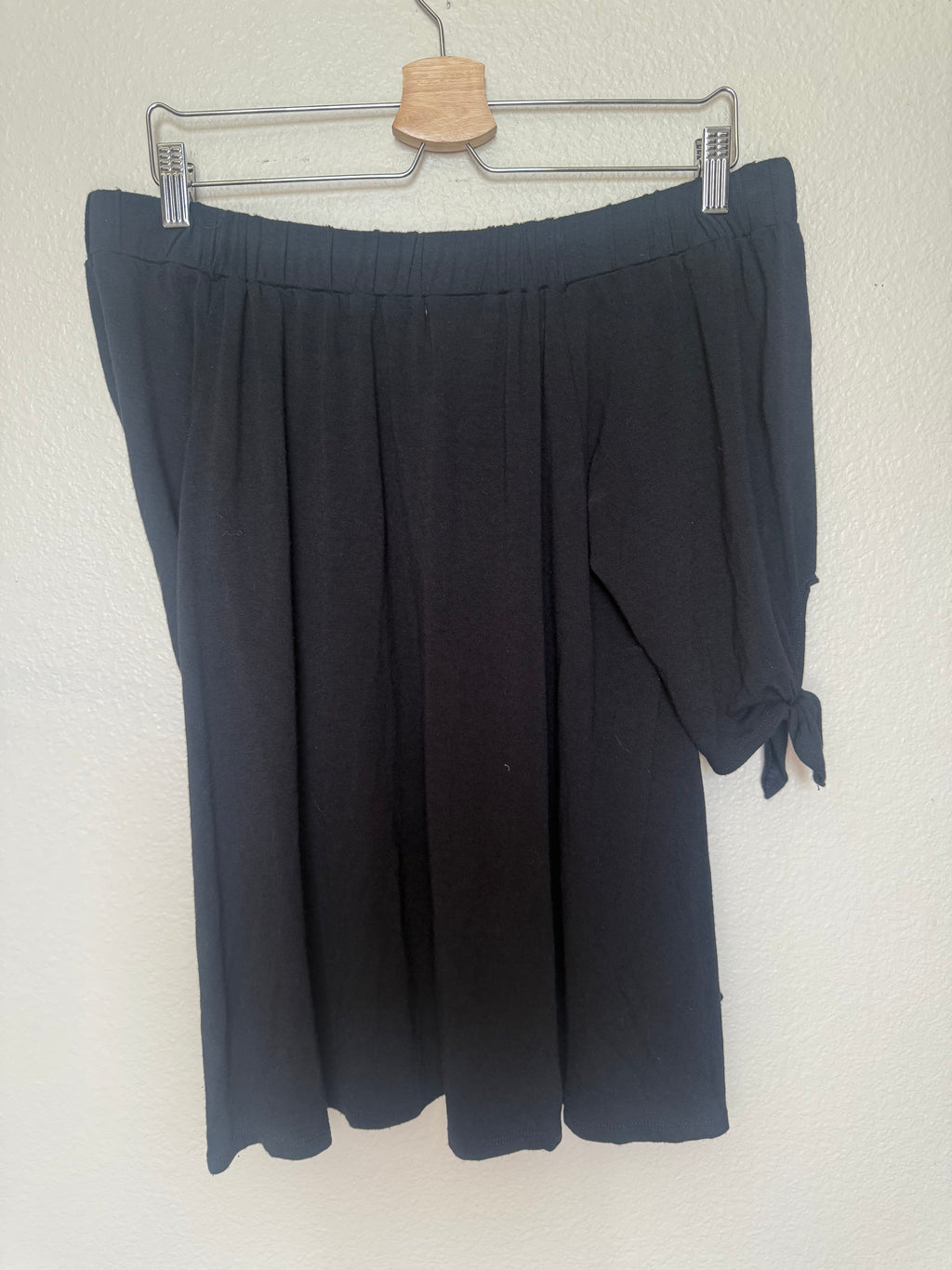 Kim & Cami 100% Viscose S Black Off the Shoulder Top
