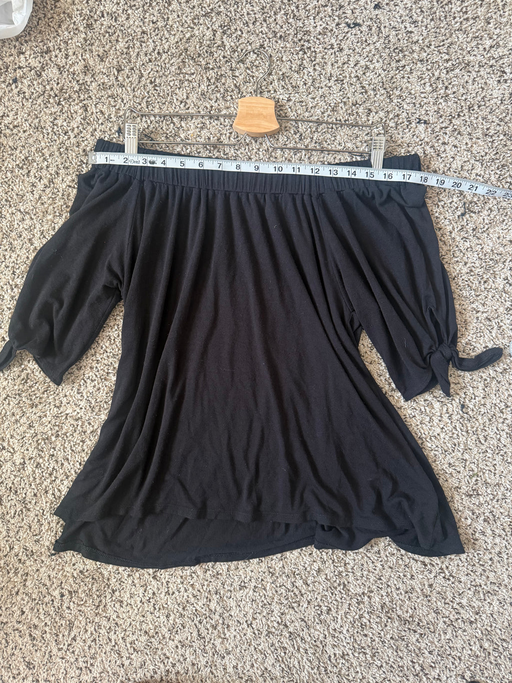 Kim & Cami 100% Viscose S Black Off the Shoulder Top