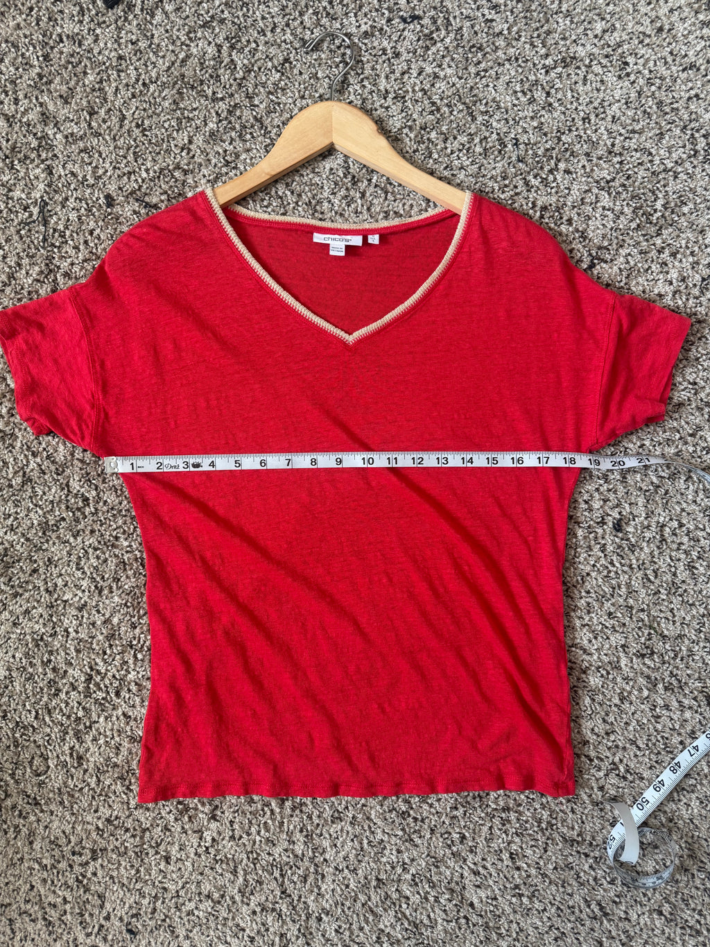 Chico's 100% Linen Size 0 Red V-Neck Short Sleeve