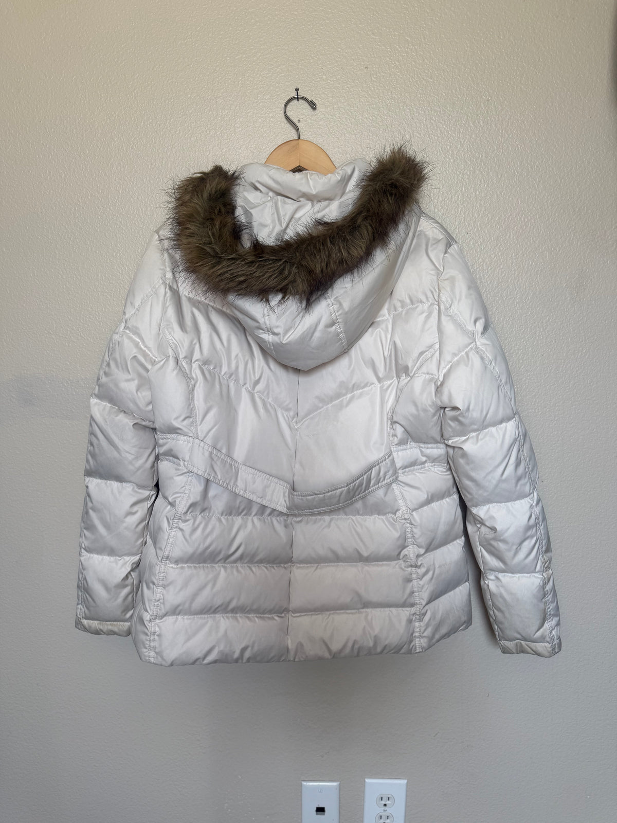 Larry Levine 50% Down 50% Waterfowl XL White Hooded Puffer Coat