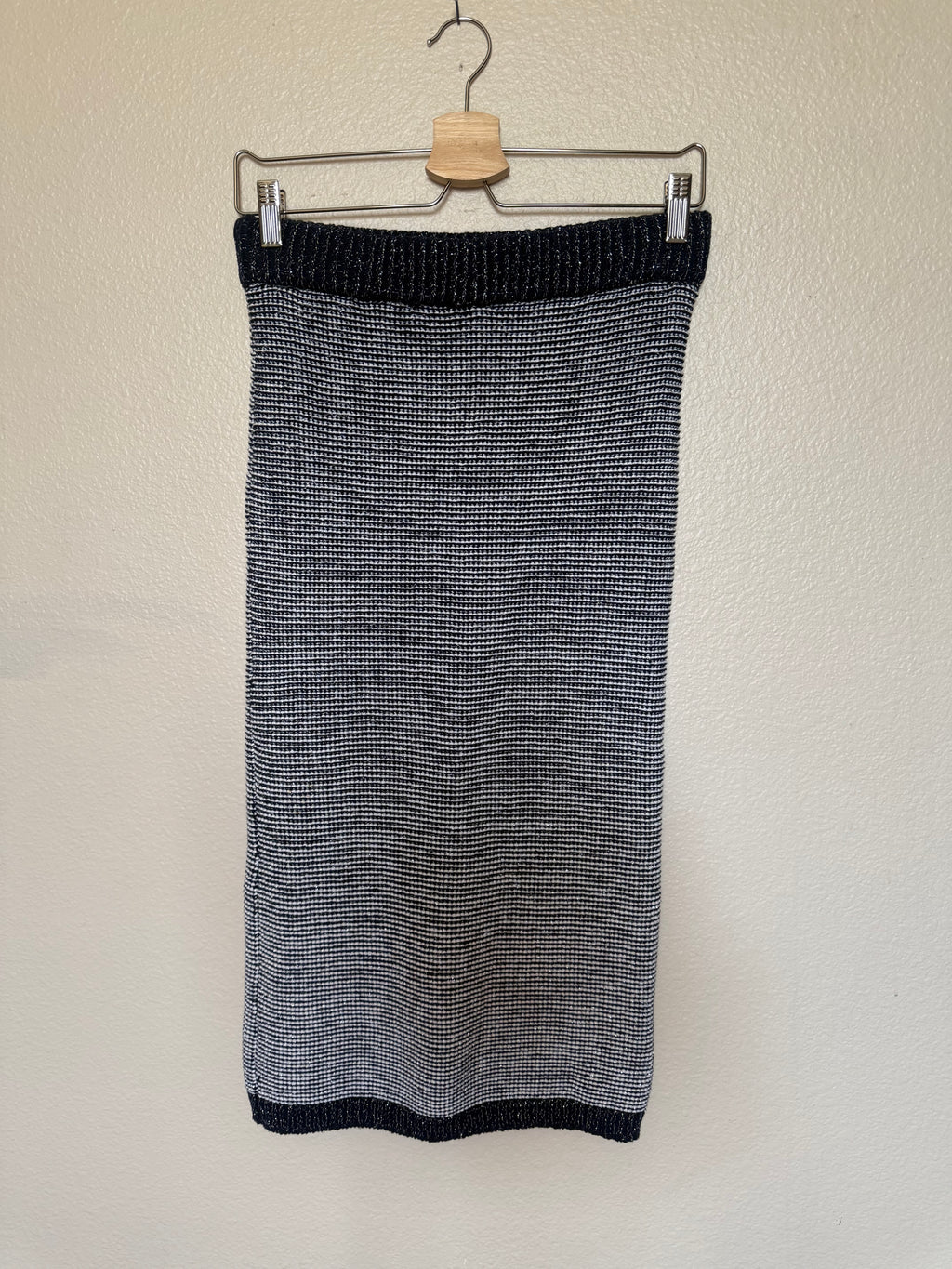 Eva Mendes 97% Cotton 2% Nylon 1% Metallic S Sparkly Navy Blue and White Skirt/Dress