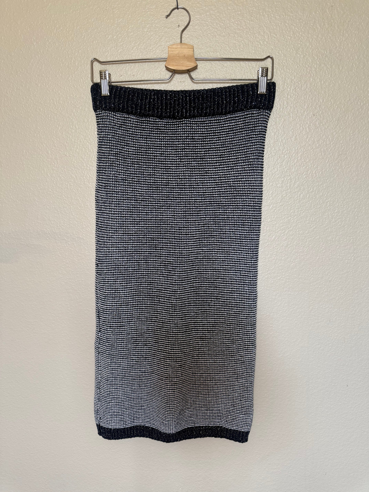 Eva Mendes 97% Cotton 2% Nylon 1% Metallic S Sparkly Navy Blue and White Skirt/Dress