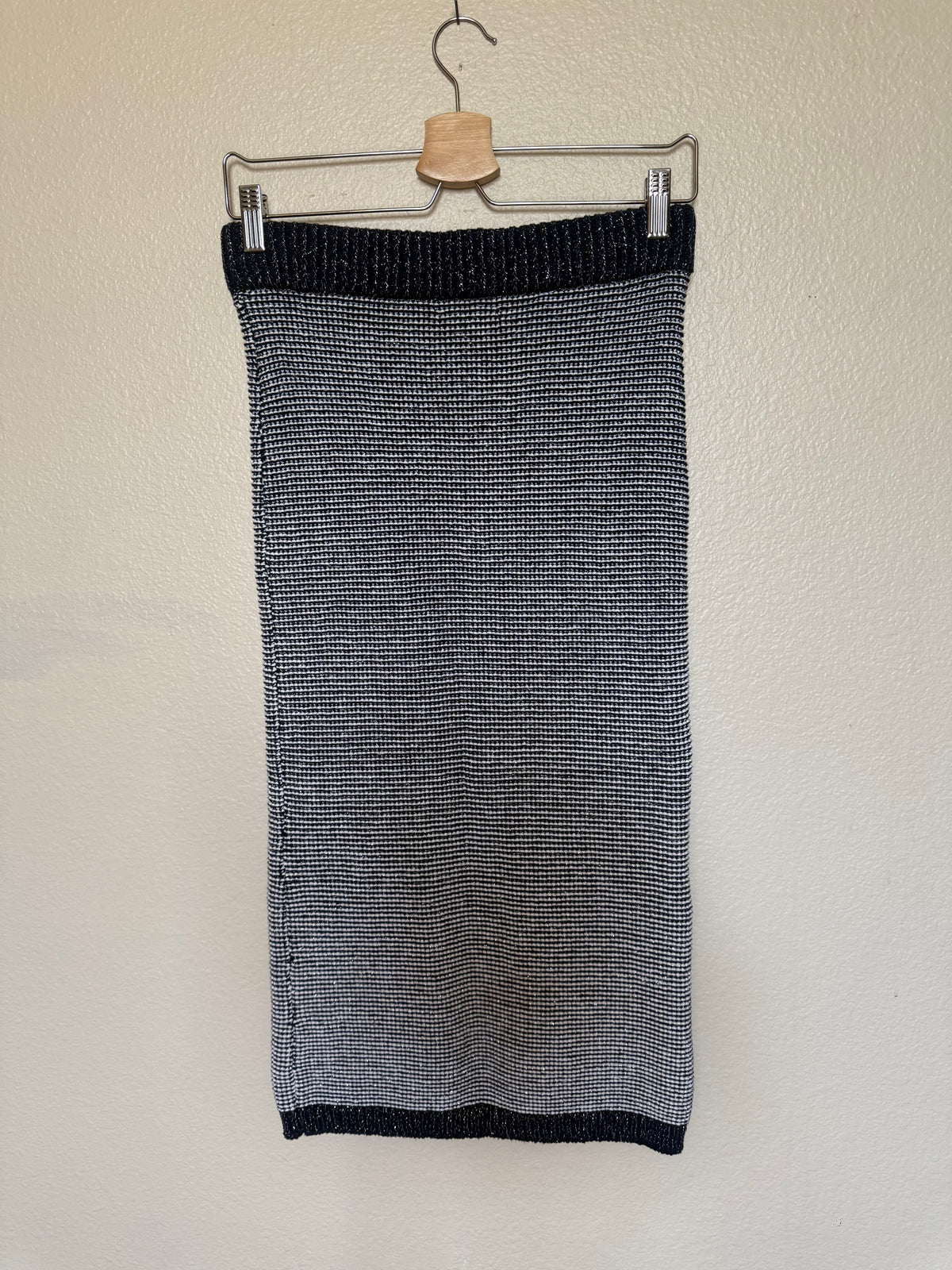 Eva Mendes 97% Cotton 2% Nylon 1% Metallic S Sparkly Navy Blue and White Skirt/Dress