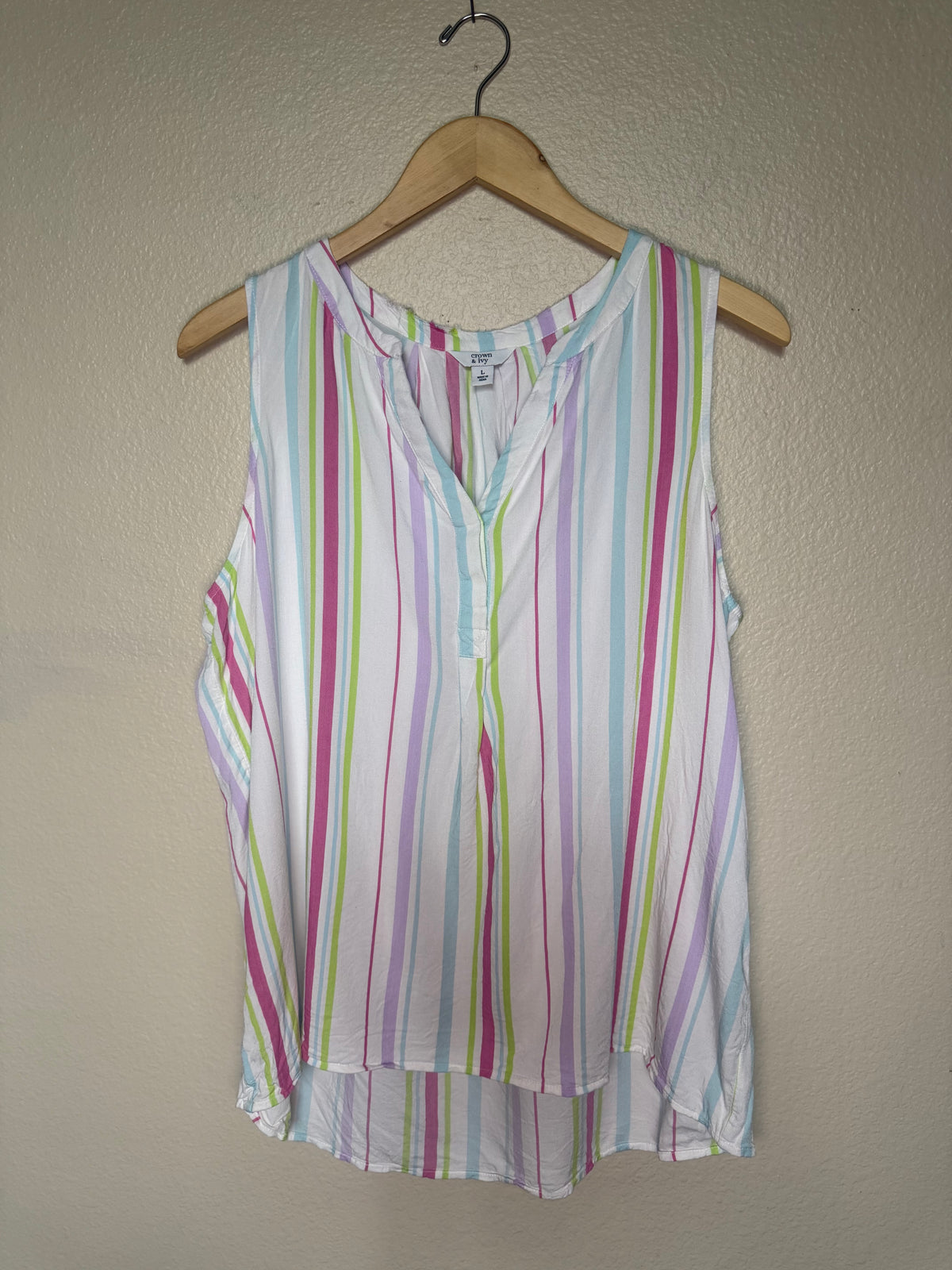 Crown & Ivy 97% Rayon 3% Spandex L Pastel Purple Green Red and Blue Striped V-Neck Tank Top