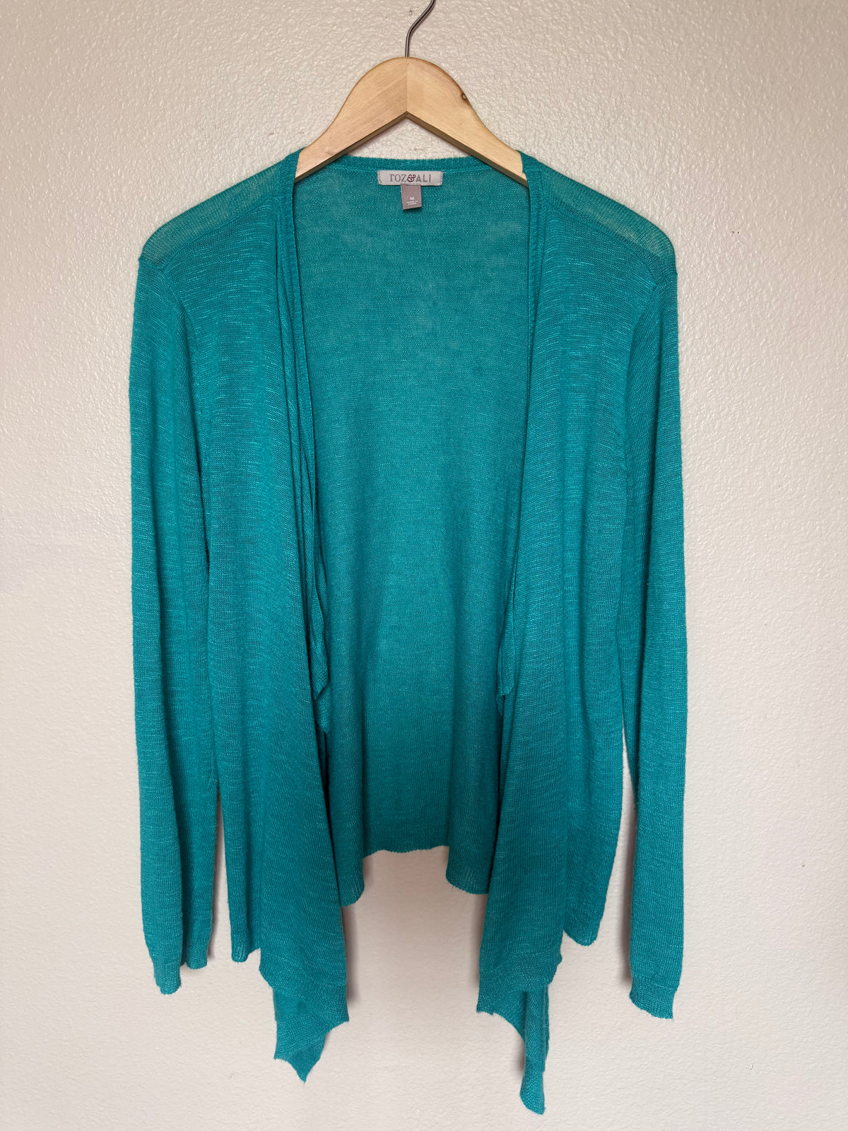 Roz & Ali 55% Ramie 45% Rayon M Teal Cardigan
