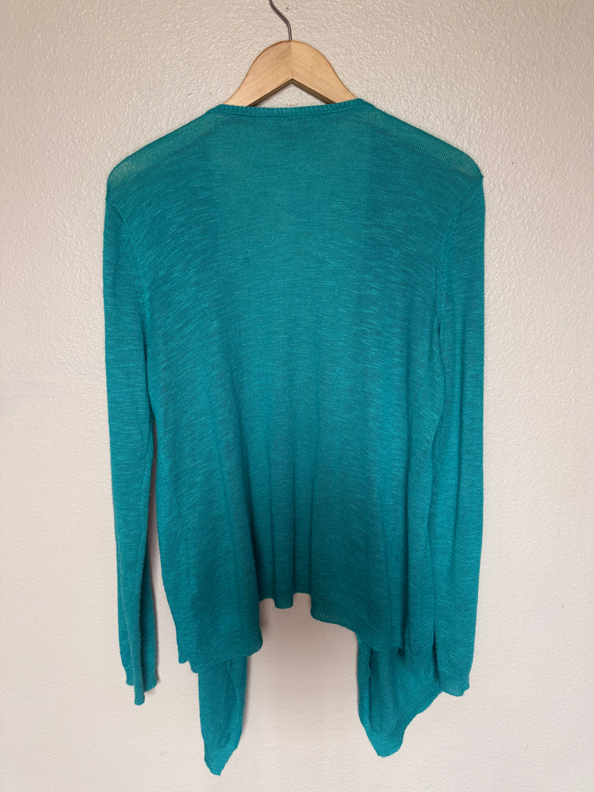 Roz & Ali 55% Ramie 45% Rayon M Teal Cardigan