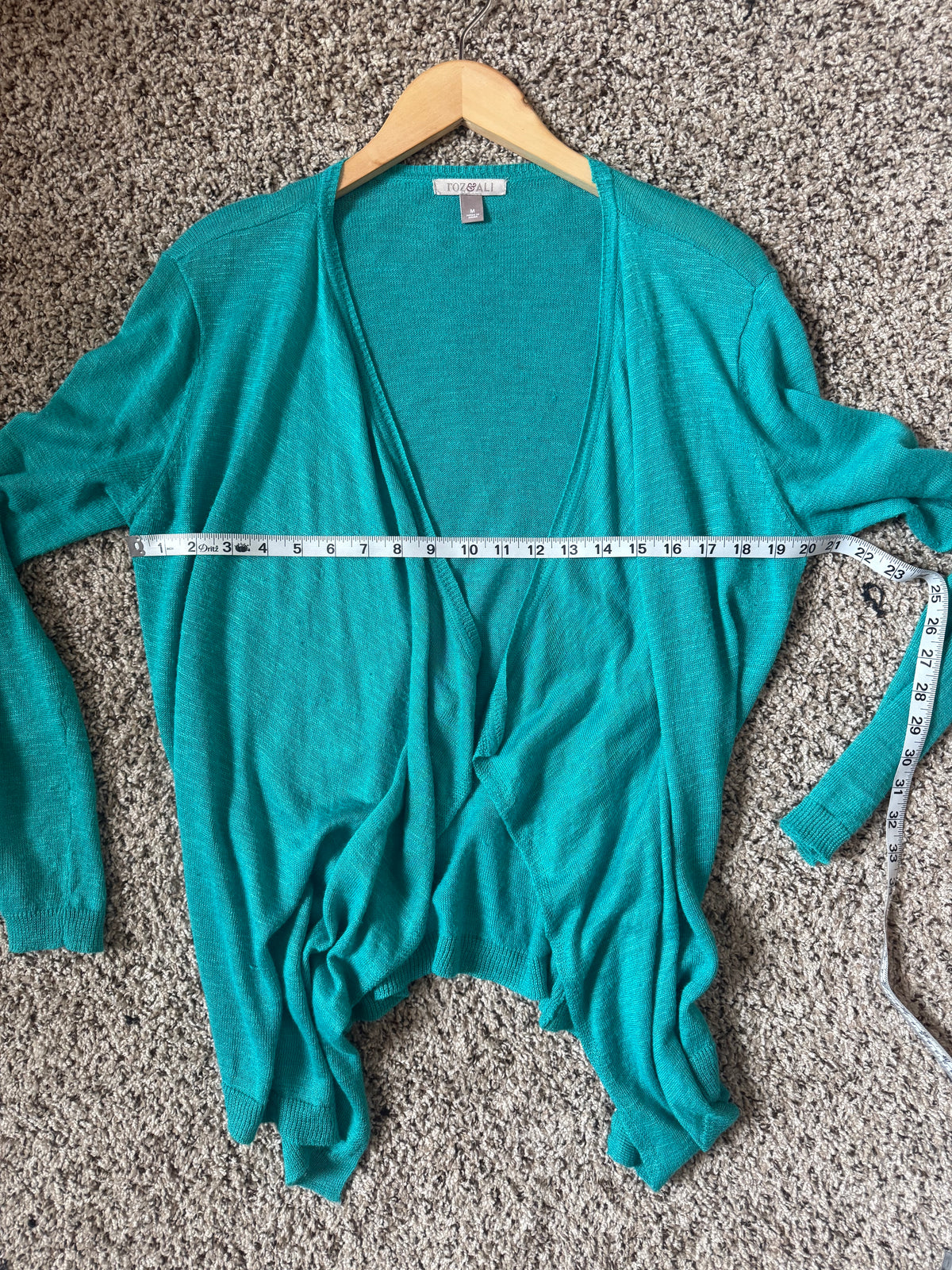 Roz & Ali 55% Ramie 45% Rayon M Teal Cardigan