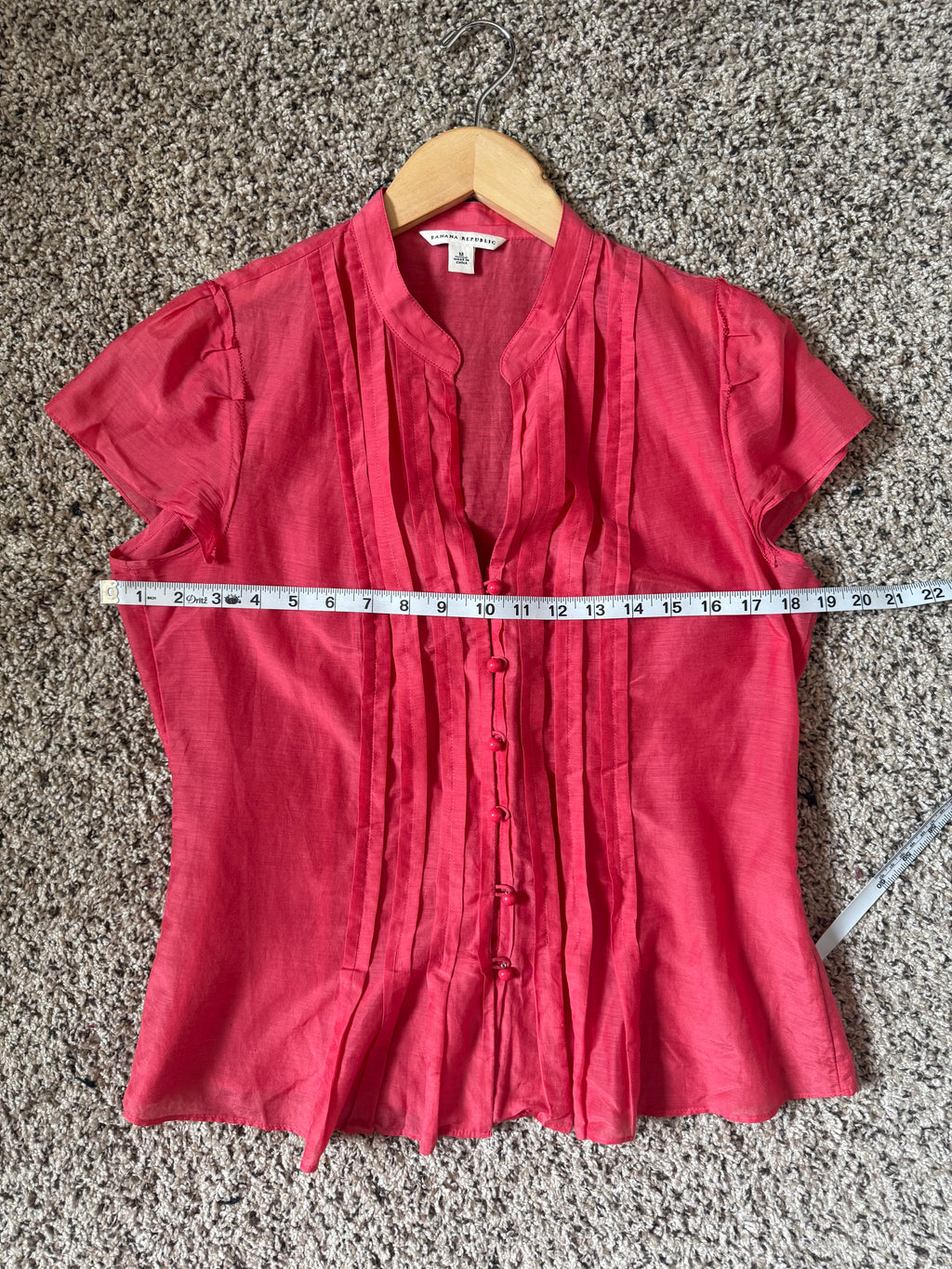 Banana Republic 72% Silk 28% Cotton M Coral Short Sleeve Blouse