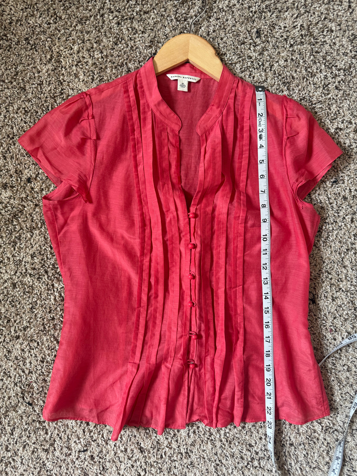 Banana Republic 72% Silk 28% Cotton M Coral Short Sleeve Blouse